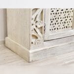 Chest of drawers white and openwork door - image 4