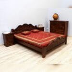 Bed in solid rosewood dark brown